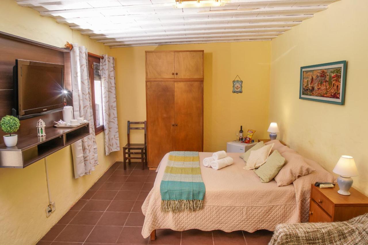 Viajero Posada B&B โกโลเนีย เดล ซากราเมนโต ภายนอก รูปภาพ