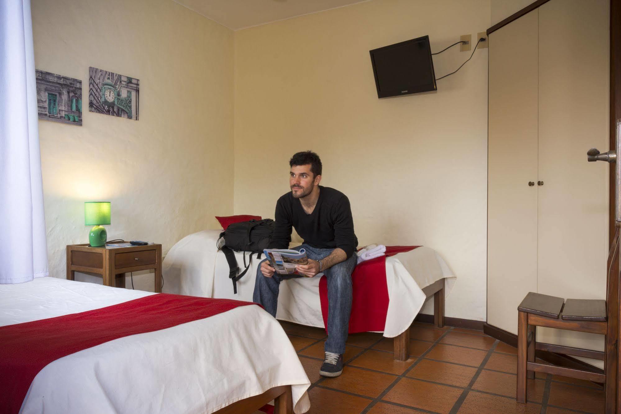 Viajero Posada B&B โกโลเนีย เดล ซากราเมนโต ภายนอก รูปภาพ