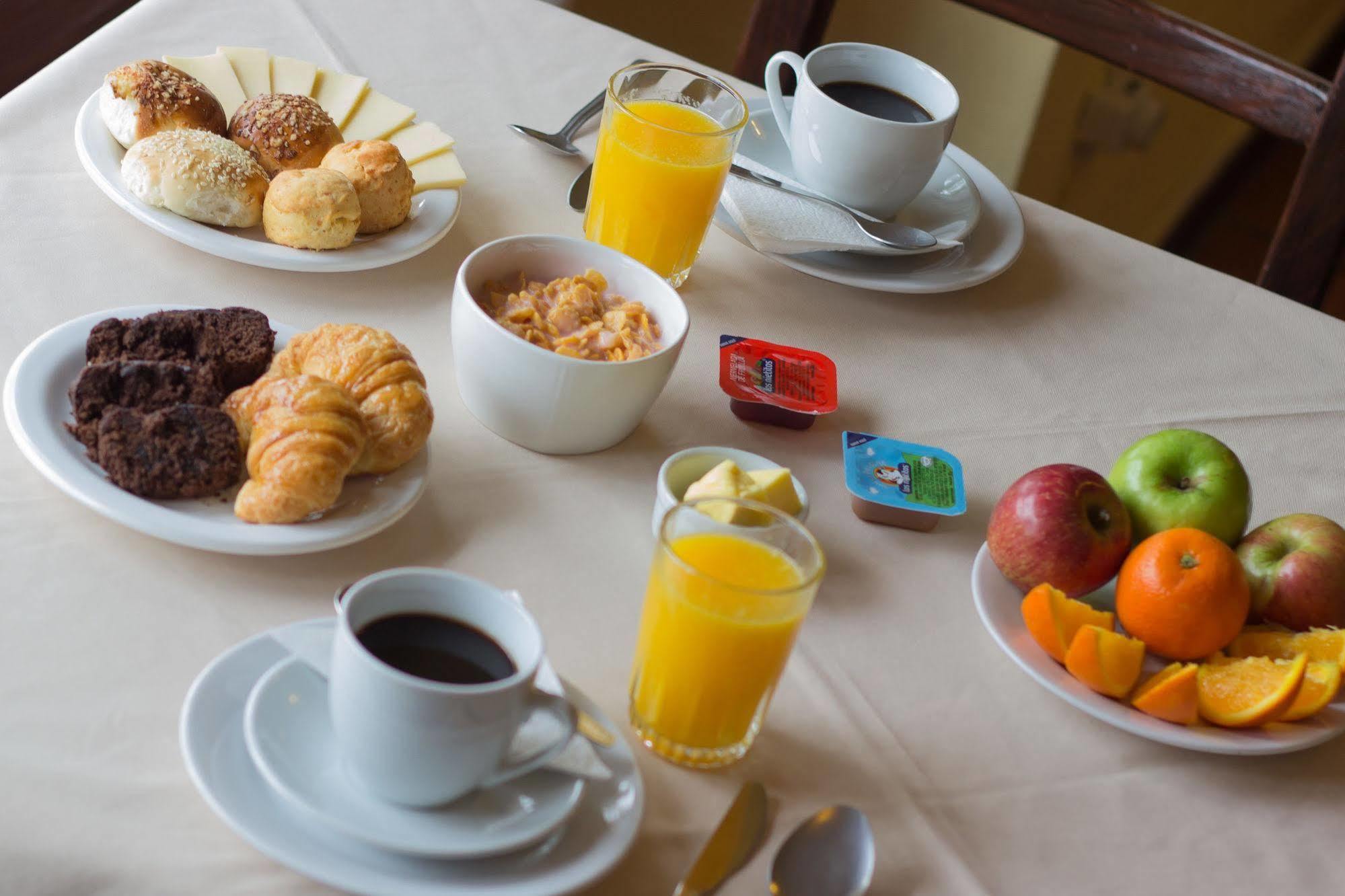Viajero Posada B&B โกโลเนีย เดล ซากราเมนโต ภายนอก รูปภาพ