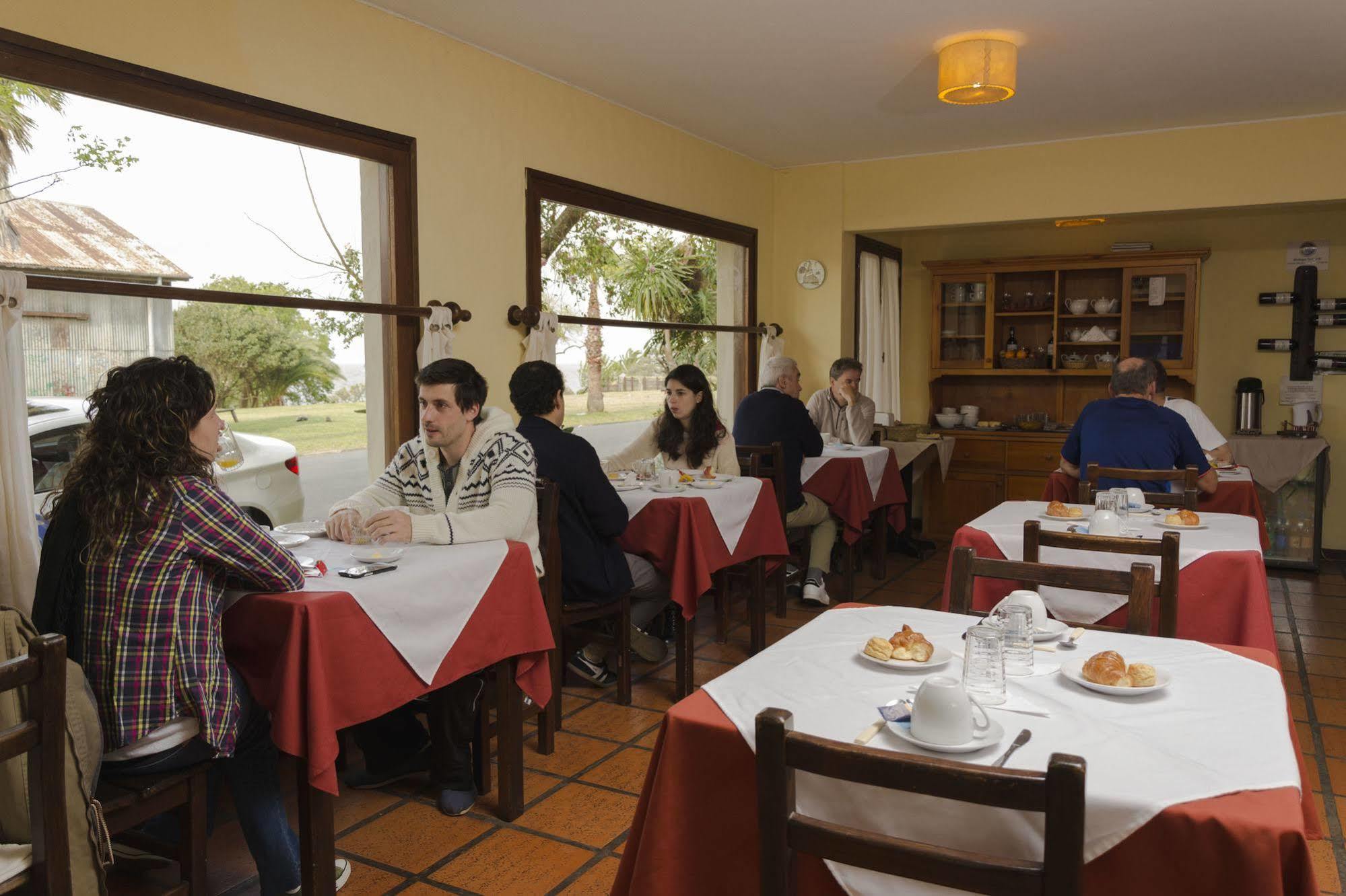 Viajero Posada B&B โกโลเนีย เดล ซากราเมนโต ภายนอก รูปภาพ